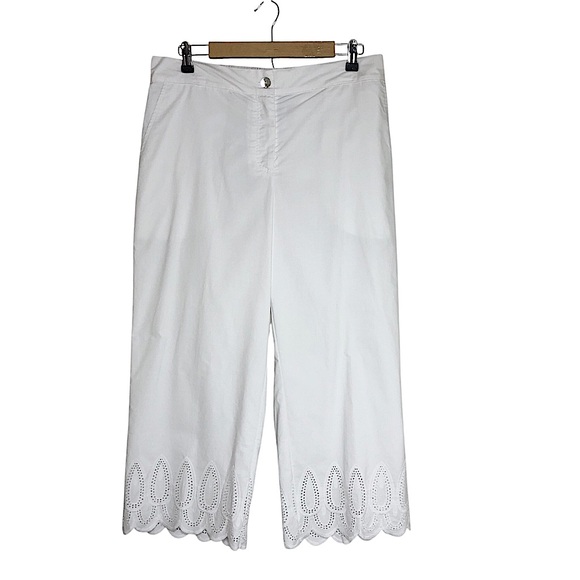 Ruby Rd. Cotton White Scalloped Eyelet Hem Cruise Resort Work Cropped Pants 12 - Picture 1 of 14